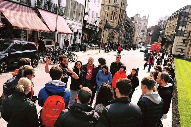 Private | Cambridge University Tour By Alumni™ & King's Chapel - Starting at King’s Parade and finding your guide