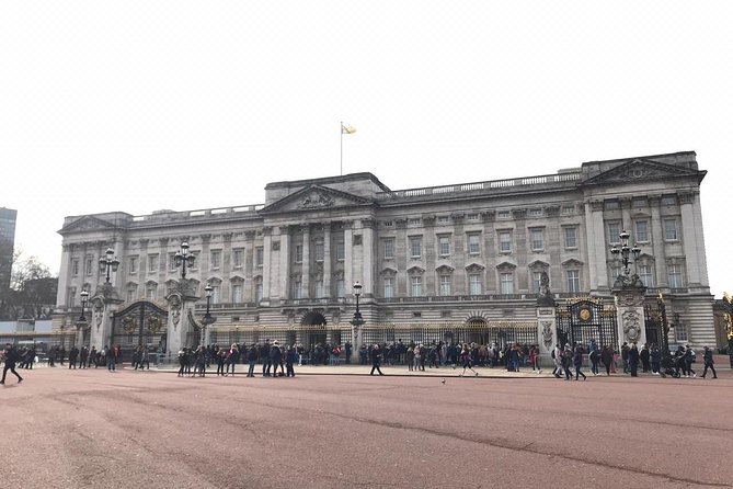 Private Chauffeur at your Disposal in London - Planning eight hours around London’s landmarks