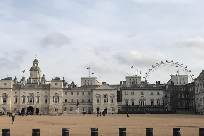Private Chauffeur at your Disposal in London - The driver experience and language choices