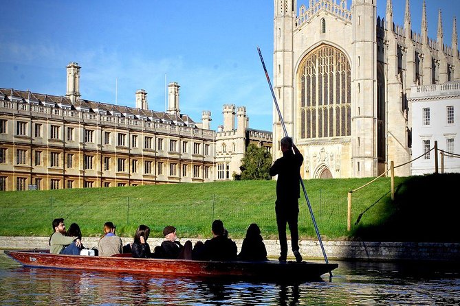 Private Chauffeur Punt Tour - Why Cambridge is best seen from a punt