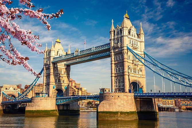 Private Chauffeured Minivan at Your Disposal in London for 4 Hours - Why a private vehicle helps in London