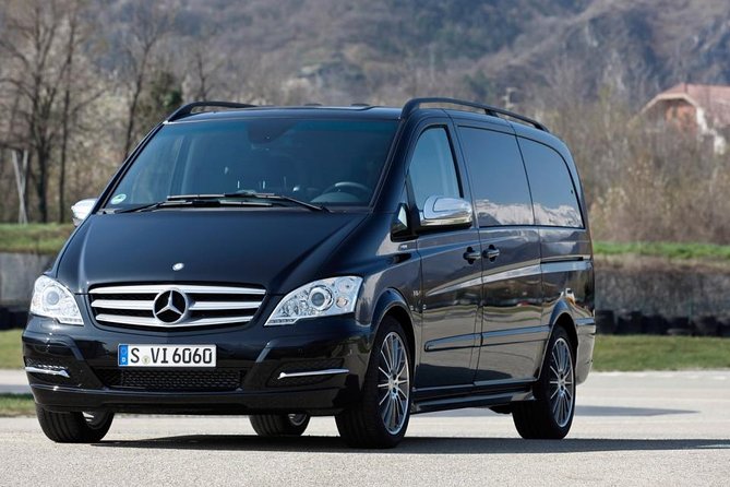Private Chauffeured Minivan Tour of Stonehenge from London - Why a private Stonehenge trip can be worth the money