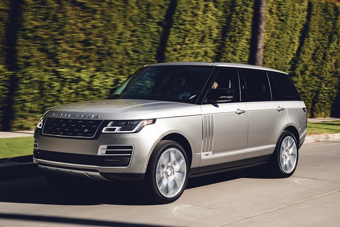 Private Chauffeured Range Rover to Cambridge from London - King’s College, the chapel, and the college grounds