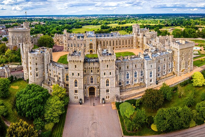 Private Chauffeured Tour to Windsor Castle from London - Why a private ride can make Windsor easier