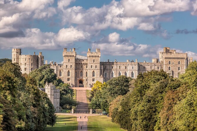 Private Chauffeured Tour to Windsor Castle from London - Price and the question of value