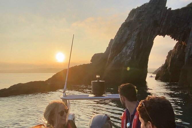 Private Coastal Boat Tour in Torquay - The skipper shapes the experience
