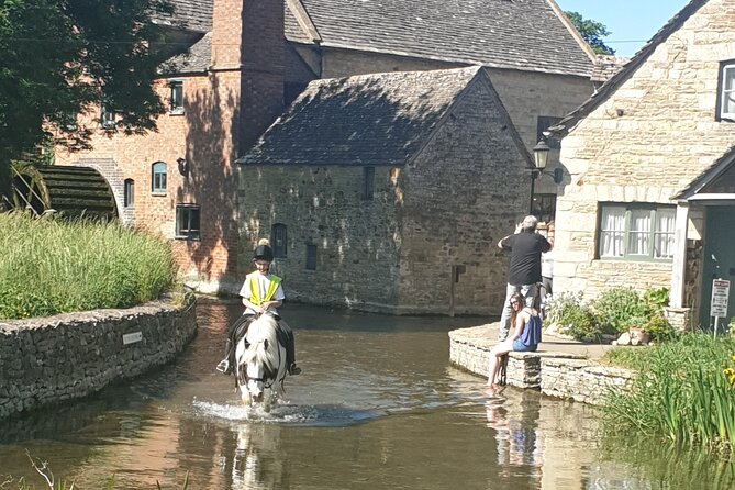 Private Cotswolds and Stratford upon Avon - Stow-on-the-Wold and the practical lunch stop