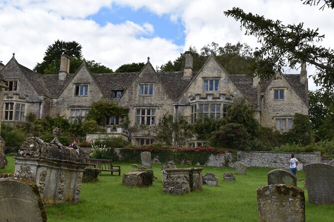 Private Day in the Cotswolds Tour - Burford, the main shopping and photo stop