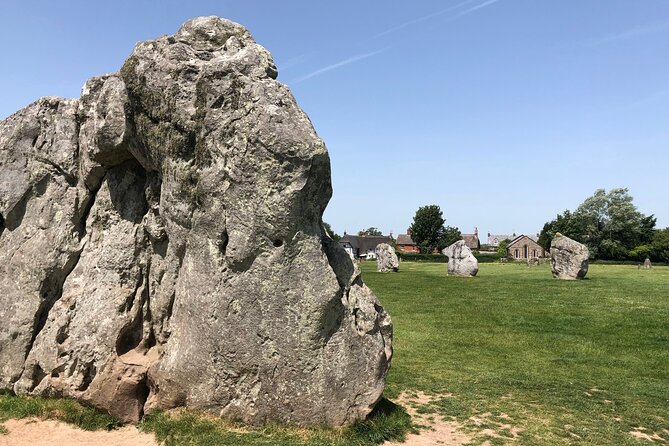 Private Day Tour from Bath to Avebury and Stonehenge with Pickup - West Kennet Long Barrow and its five chambers