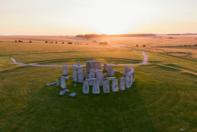 Private Day Tour from Bath to Stonehenge and Salisbury with Pickup - Salisbury Cathedral and the Magna Carta