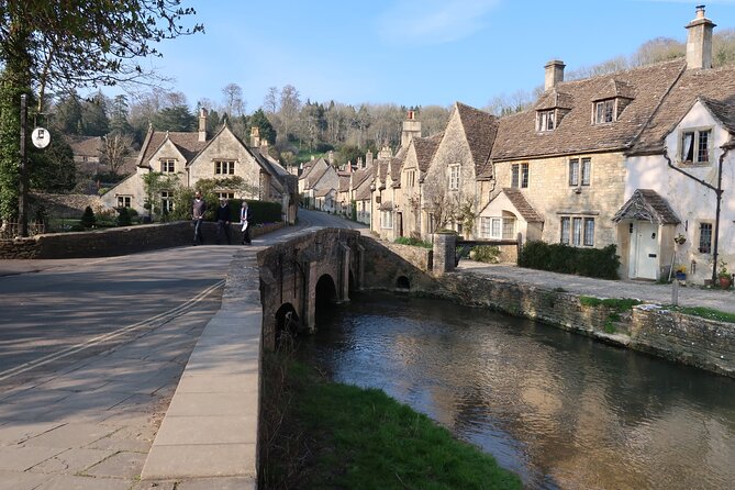 Private Day Tour from London - Stonehenge, Bath & Cotswolds - Castle Combe and the Cotswolds in one hour