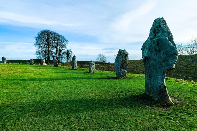 Private Day Tour to Bath, Avebury & The Cotswolds - Lacock, a preserved village with screen appeal