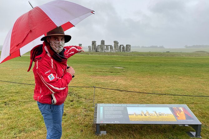 Private Day Tour to Stonehenge and Glastonbury - Glastonbury town gives the day a human scale