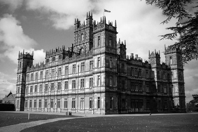 Private Downton Abbey Tour, including Bampton, Cogges Farm, and Highclere - Why this private Downton day works