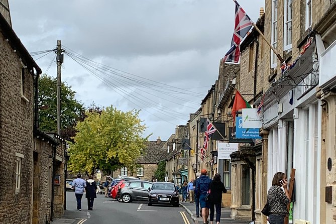 Private Full Day Excursion to the Cotswolds in a London Black Cab - Guides who shape the experience
