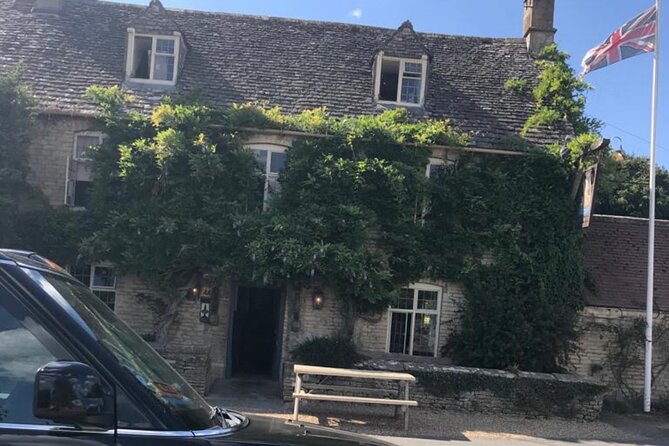 Private Guided Full Day Downton Abbey Tour - Shilton and its ford: a quieter filming stop