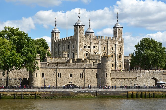 Private Guided London Highlights Walking Tour - Ending at the Tower of London
