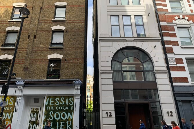 Private Guided Tour of Harry Potter Locations - English/ Italian - Leicester Square to Trafalgar Square