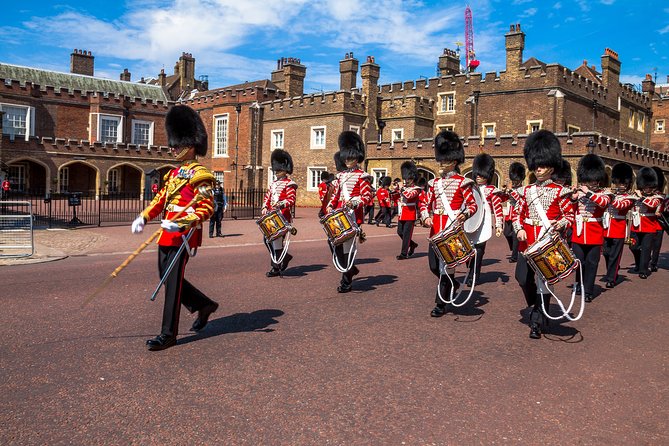 Private Guided Tour of Royal London - The Changing of the Guard, If the Schedule Cooperates