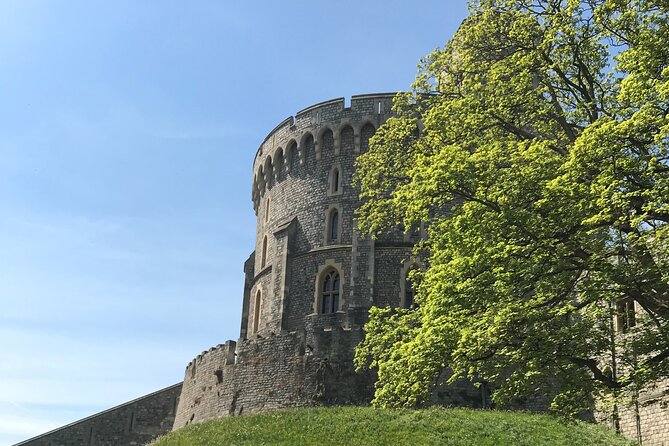 Private Guided Tour of Windsor Castle PLUS and History - Kensington Palace as your London finish