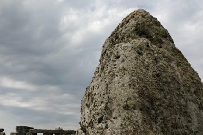 Private Guided Tour of Windsor, Stonehenge and Bath - Comfort features that matter on an 11-hour outing