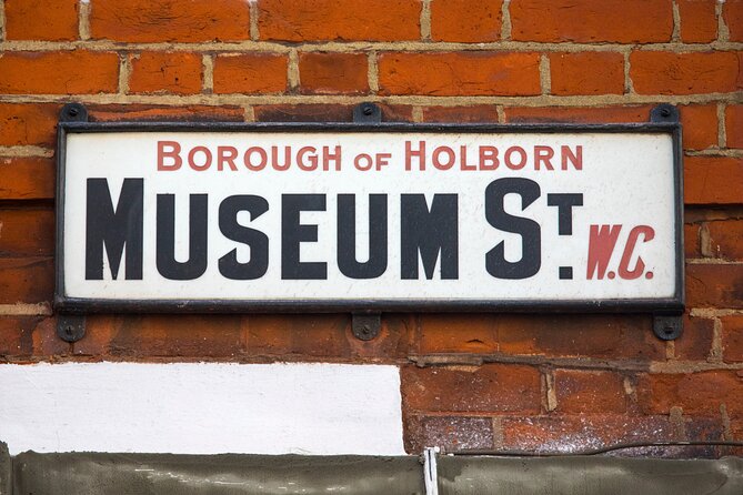 Private Guided Walking Tour of Bloomsbury, London - The Foundling Hospital and the children who changed public feeling