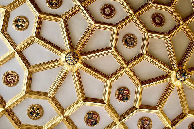 Private Half-Day Tour of Hampton Court - What the Private Group Size Really Gives You