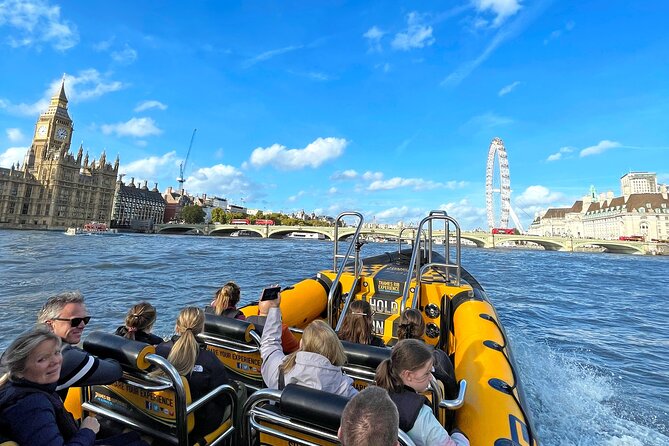 PRIVATE HIRE 45 min Speedboat Tour - Embankment/Westminster Pier - The private format and group value