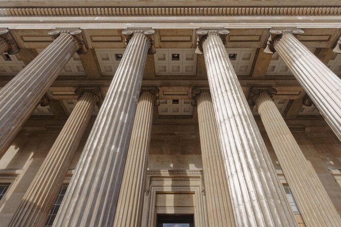 Private London British Museum Tour for Kids and Families - Meeting the Parthenon Sculptures in the Greek galleries