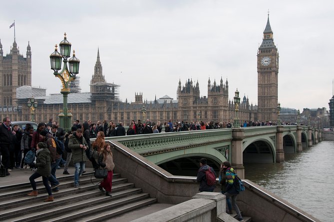 Private London Departure Transfer - Hotel / Accommodation to Airport - What the Private Vehicle Is Like