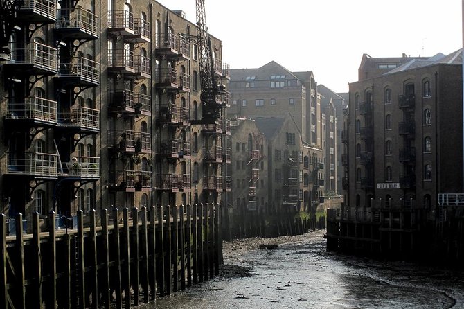 Private London Gin Safari: A Spirited, Juniper-Fuelled Jaunt - Trinity Church Square and Bermondsey’s Quiet Streets