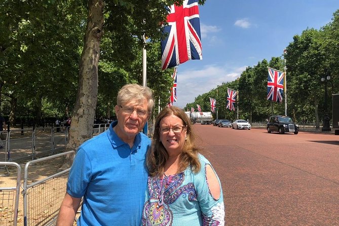 Private London Highlights Tour in a Black Cab: 2, 4, or 6 Hours - Trafalgar Square, Admiralty Arch, and Piccadilly Circus