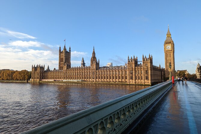 Private London Tour by Car - Pick Up From Your Hotel or Apartment - The Tower of London in a short stop