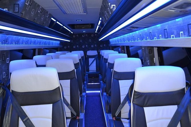 Private Minibus Arrival Transfer: Heathrow Airport to Central London - Meeting the driver at Heathrow