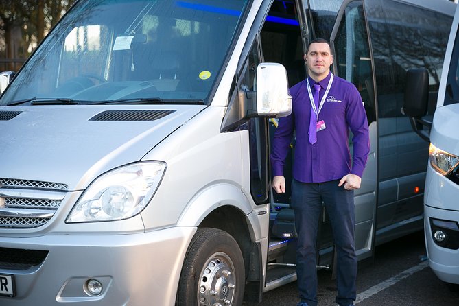 Private Minibus Transfer: Luton Airport to Central London - A private Mercedes Sprinter for your own group
