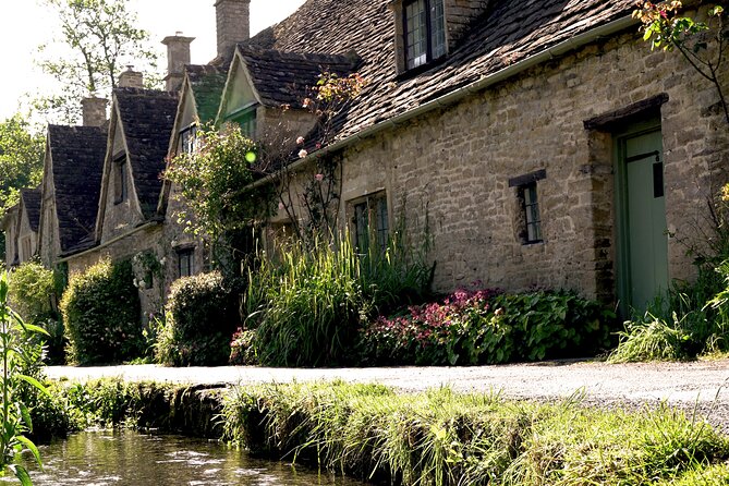 Private One Day Luxury Tour of The Cotswolds - The unnamed village and the value of leaving the main road