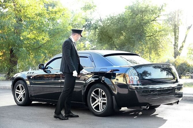 Private Oneway Airport Transfer London to London Heathrow Airport - What this London to Heathrow transfer actually provides
