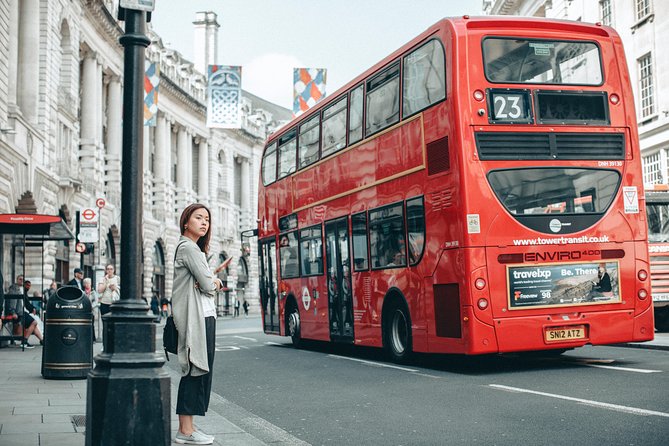 Private Photoshoot in Piccadilly Circus - Piccadilly Circus, phone booths, and London traffic