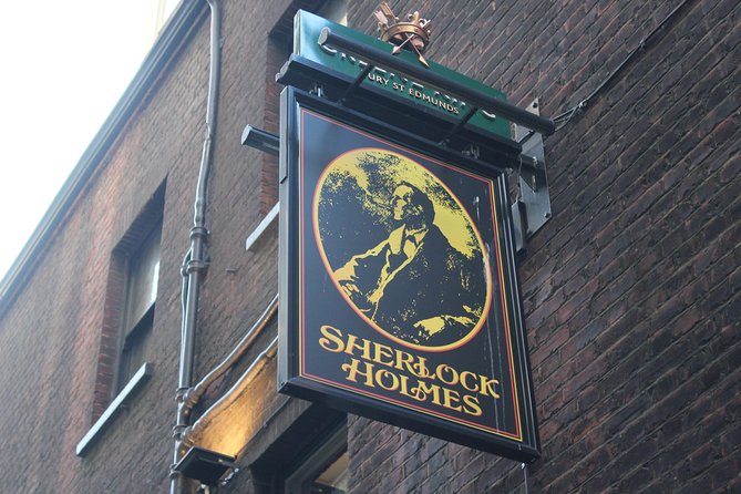 Private Pub Tour of Central London - Sherlock Holmes: fact, fiction, and pub decor