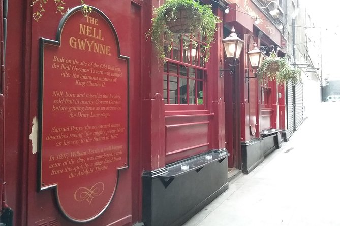 Private Pub Tour of Central London - Nell Gwynne: a royal scandal in a tucked-away tavern