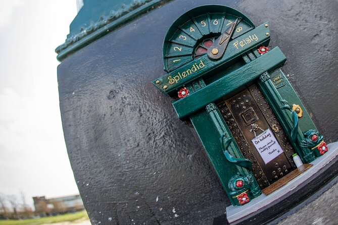 Private Self-Guided Dinky Door Hunt in Cambridge - What the Dinky Door Hunt actually is