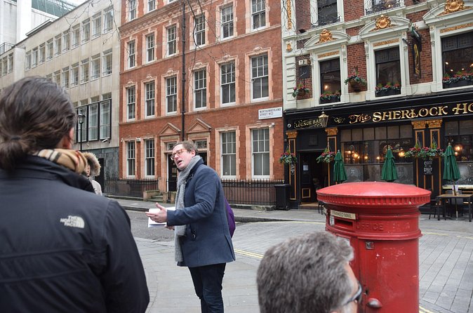 Private Sherlock Holmes Walking Tour of London - How much walking and how hard is it?