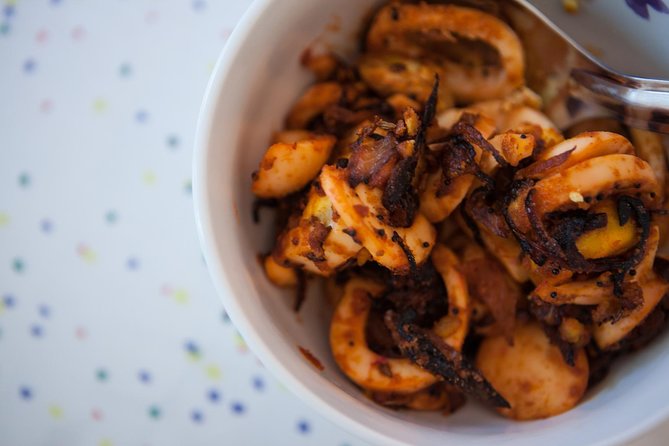Private South Indian Home Cooking Class in London with a Local - A meal at the kitchen table