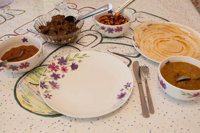 Private South Indian Home Cooking Class in London with a Local - How private instruction affects the value