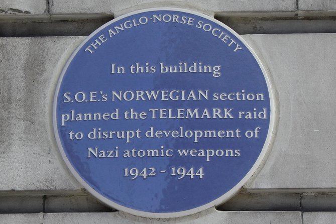 Private Spy Walking Tour of London - The Savoy, James Bond, and a secret wartime guest