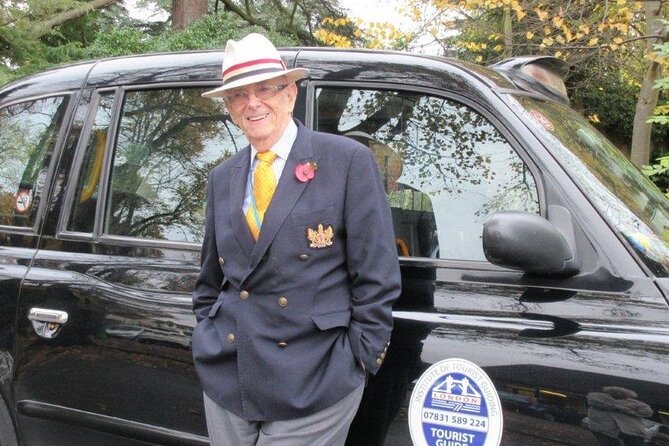 Private Tour: Black Taxi Tour of London - Buckingham Palace and St. James’s Palace