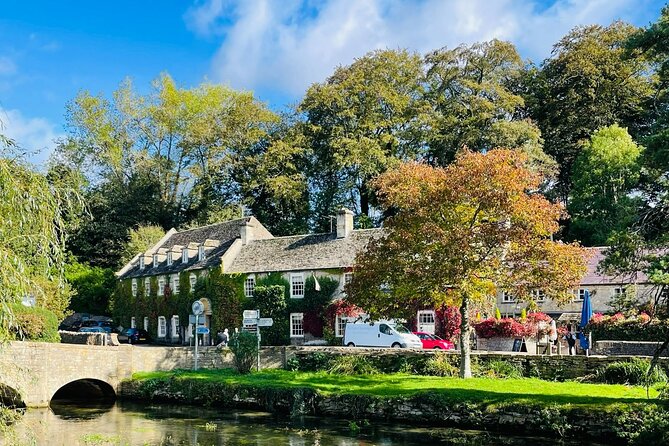 Private tour of the stunning Cotswolds with an expert local guide - Bibury and Arlington Row: a gentle first stop
