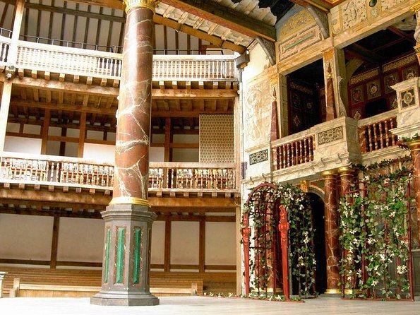 Private Tour: The London of Shakespeare, the Beatles, James Bond and Sherlock Holmes by Traditional Black Cab - Key points at a glance
