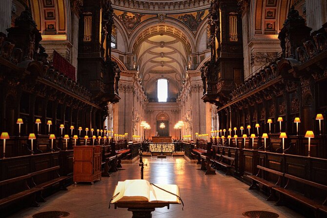 Private Tour: Tower of London and St Paul's Cathedral - A five-minute view of Tower Bridge