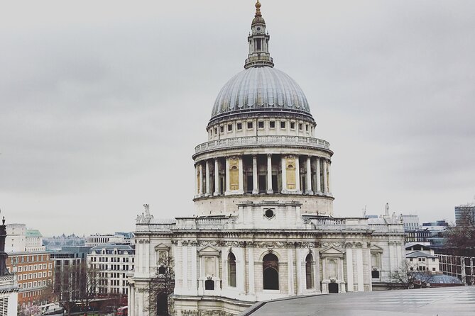 Private Tour: Tower of London and St Paul's Cathedral - Getting from the Tower to St Pauls